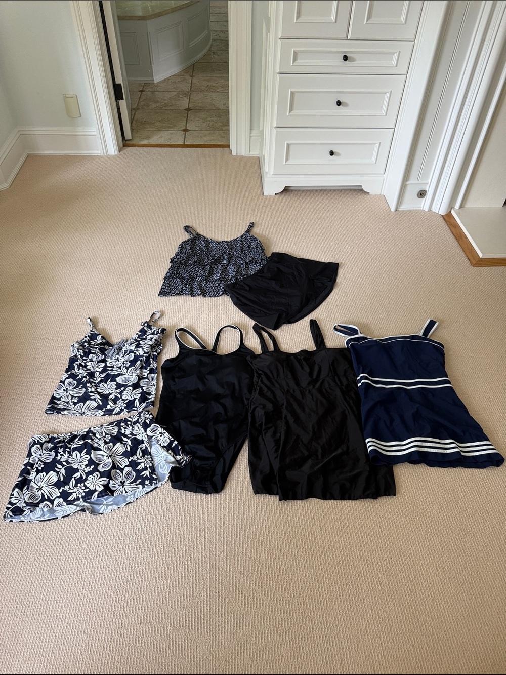 Lot Plus Size Swimwear Mix - Floral and Solid Pieces